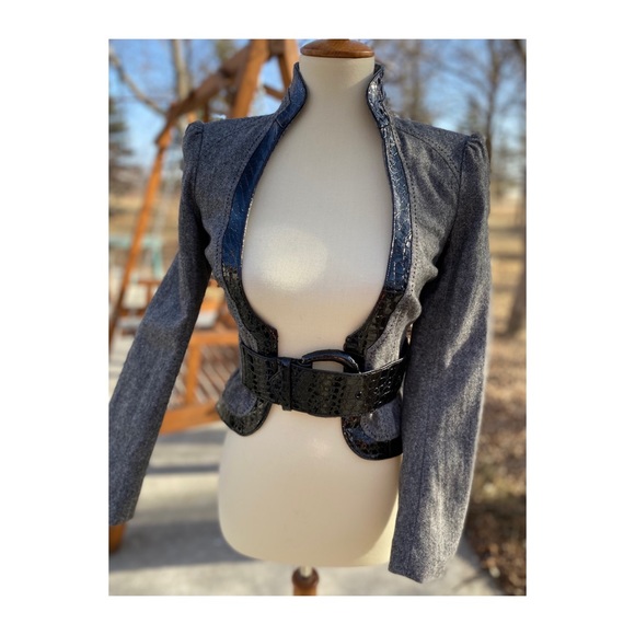 SOLD Bebe Jacket Bomber Blazer Short Bodice Cutout - Picture 2 of 16